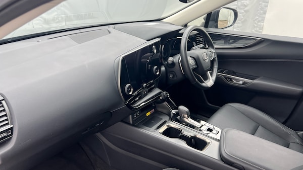 Used Lexus NX 2022 for sale - 76101220: Photo 9