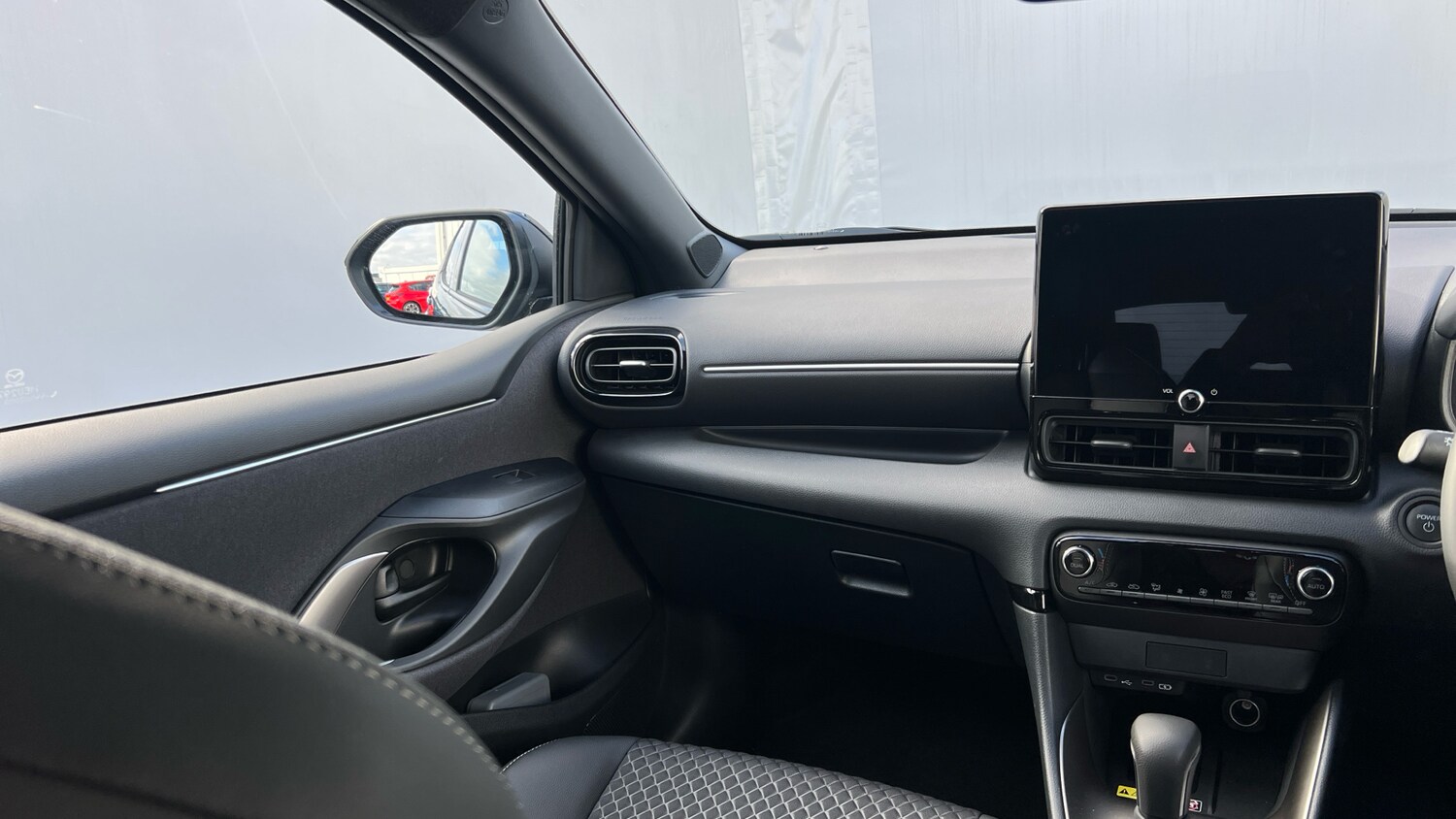 Used Mazda Mazda2 HYBRID 2025 for sale - 76391632: Photo 14