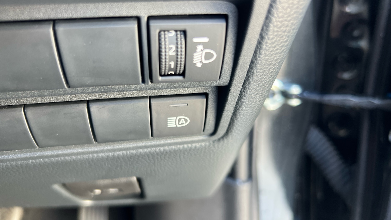 Used Mazda Mazda2 HYBRID 2025 for sale - 76391632: Photo 38