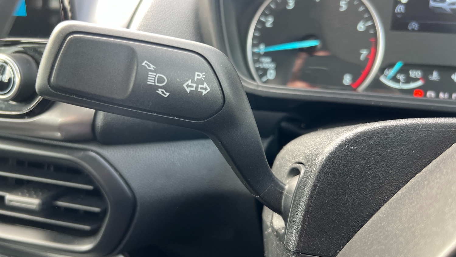 Used Ford Ecosport 2018 for sale - 77984754: Photo 35