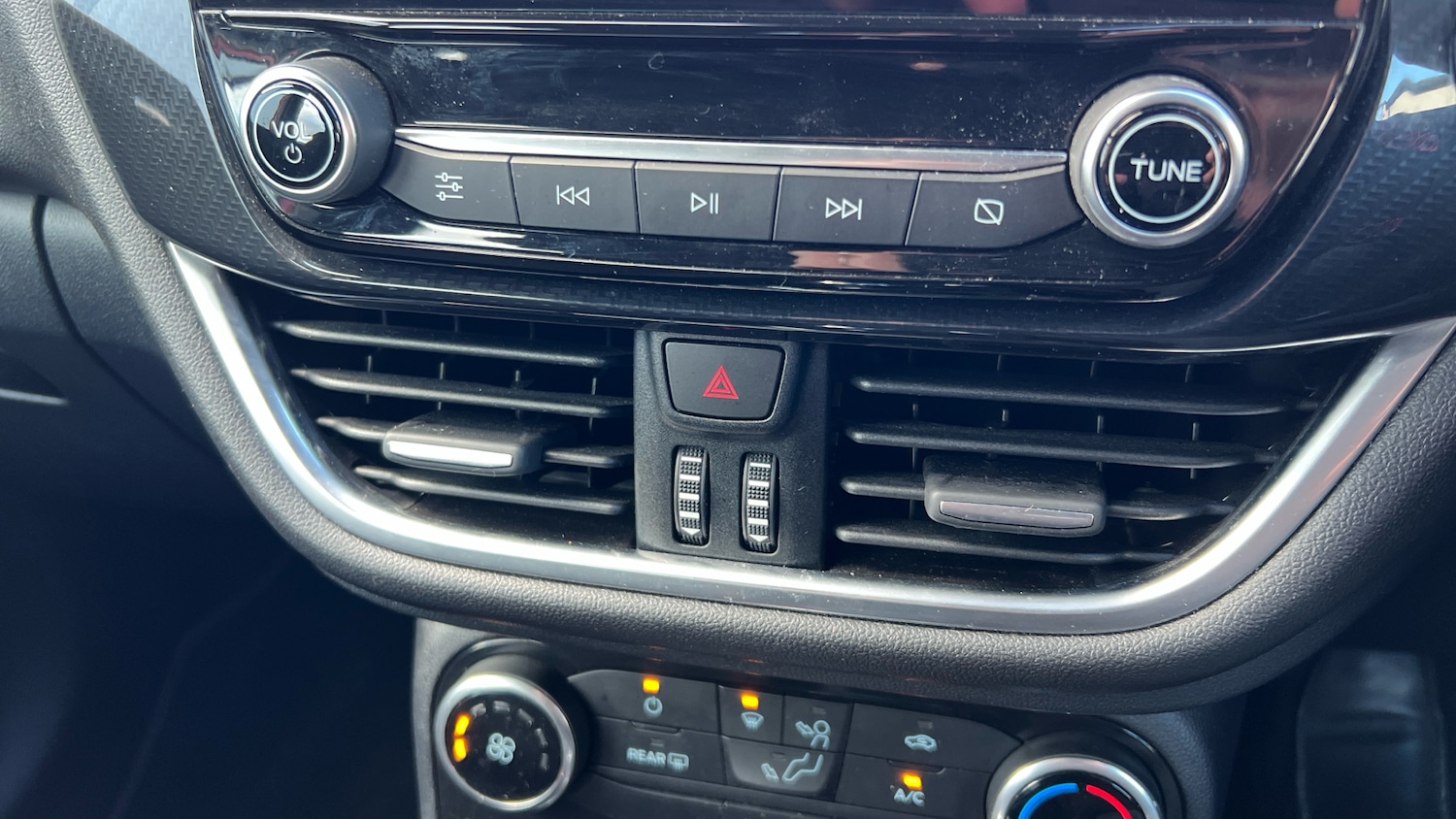 Used Ford Puma 2020 for sale - 77125618: Photo 27