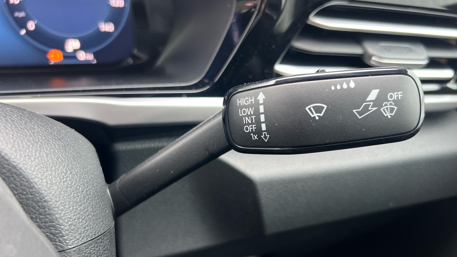 Used Ford Transit Connect 2025 for sale - 76355440: Photo 35