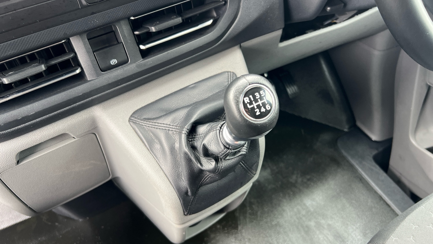 Used Ford Transit Custom 2024 for sale - 76564933: Photo 13