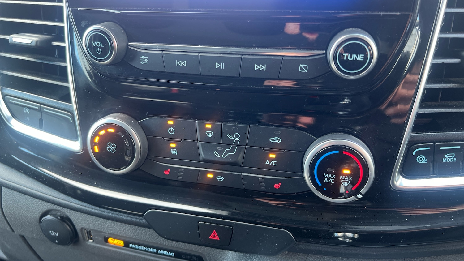 Used Ford Transit Custom 2024 for sale - 76922363: Photo 27