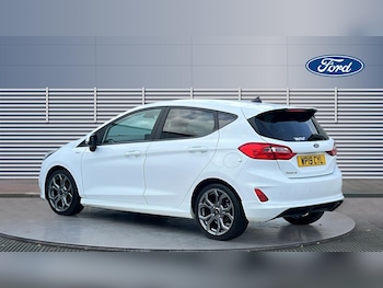 Used Ford Fiesta 2019 for sale - 77032778: Photo