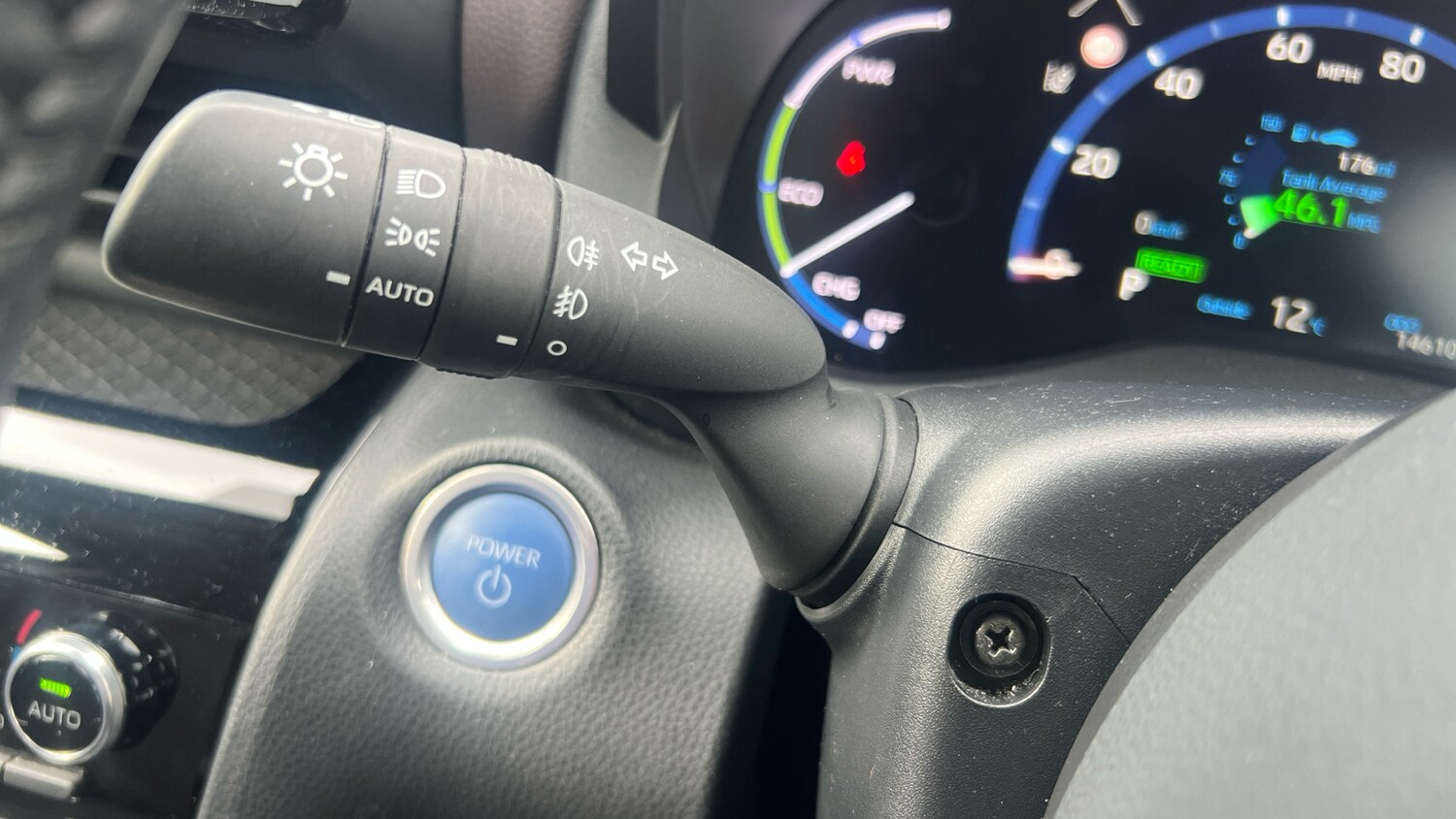 Used Toyota Yaris Cross 2023 for sale - 77715248: Photo 32