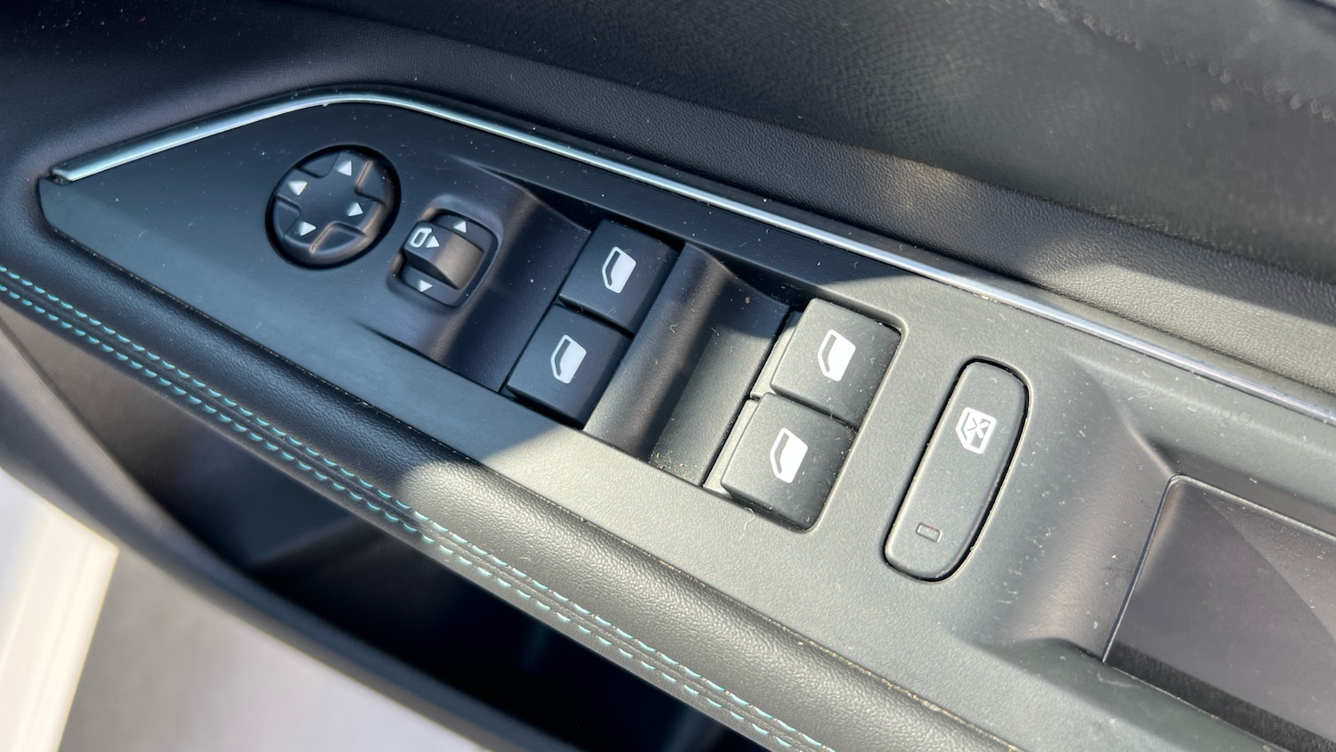 Used Peugeot 3008 2024 for sale - 77744162: Photo 40