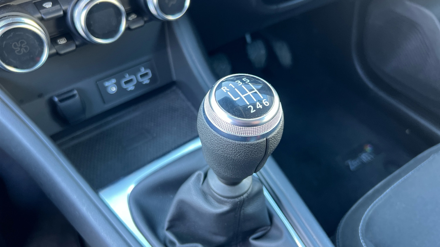 Used Renault Captur 2021 for sale - 77225679: Photo 13