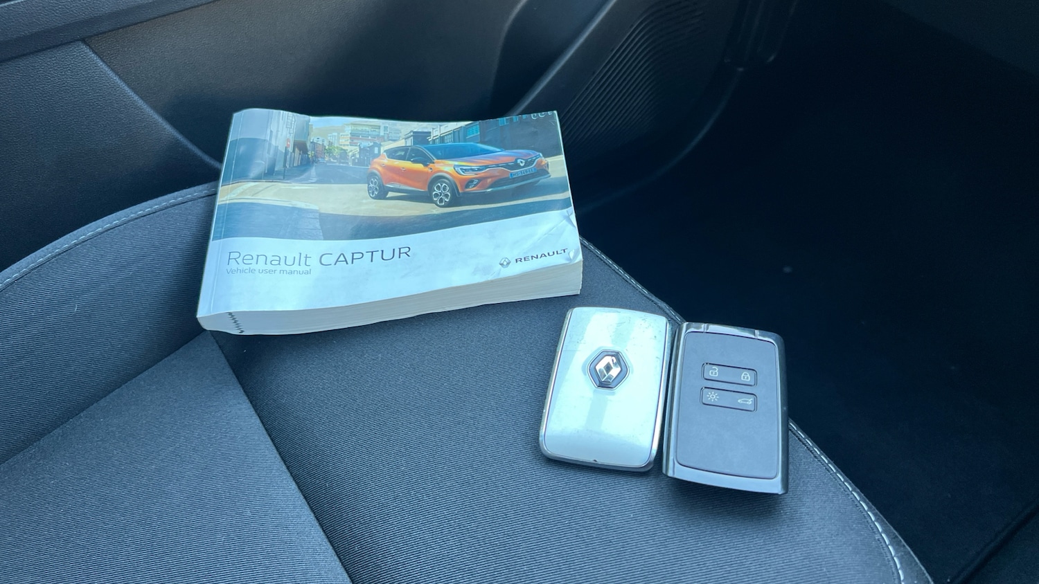 Used Renault Captur 2021 for sale - 77225679: Photo 19