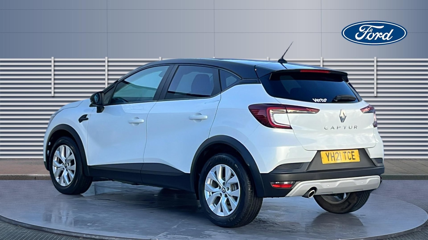 Used Renault Captur 2021 for sale - 77225679: Photo 2