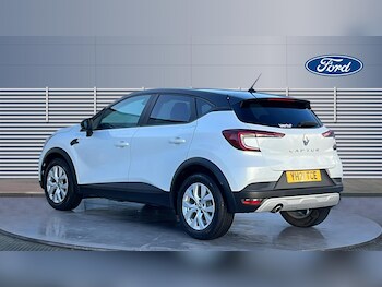 Used Renault Captur 2021 for sale - 77225679: Photo