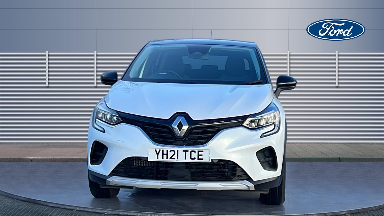 Used Renault Captur 2021 for sale - 77225679: Photo 3