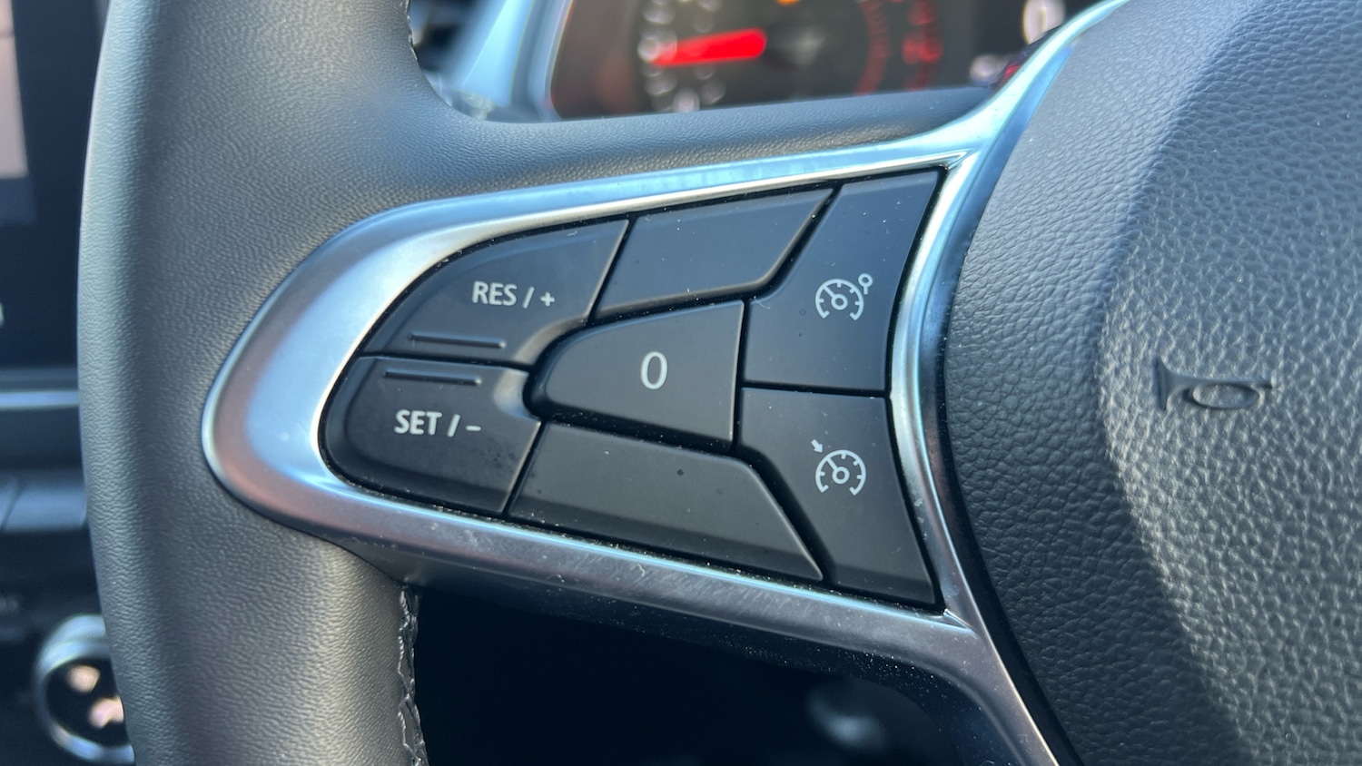 Used Renault Captur 2021 for sale - 77225679: Photo 31