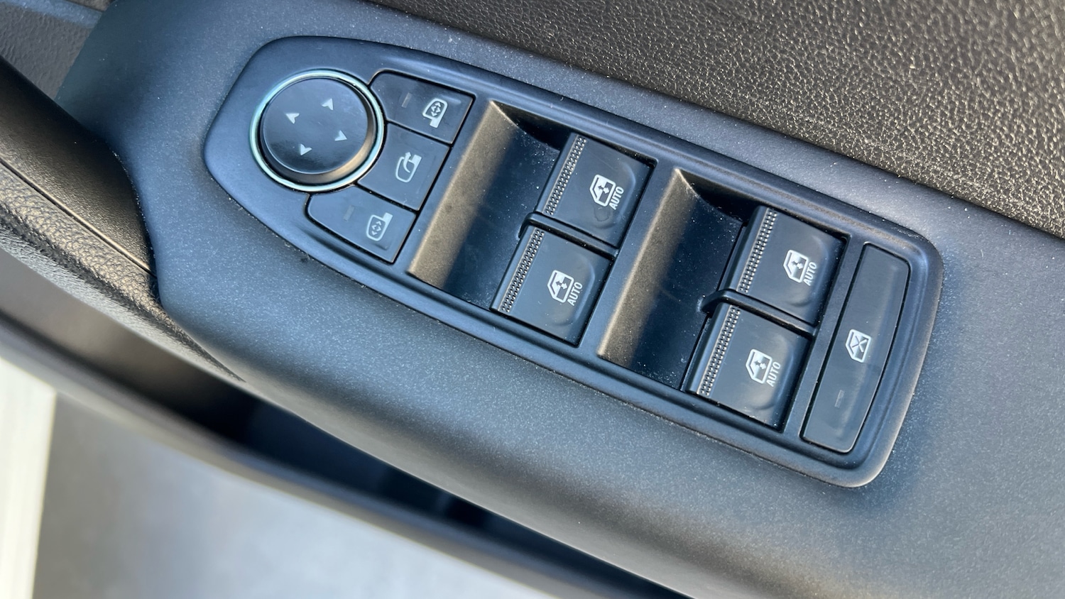 Used Renault Captur 2021 for sale - 77225679: Photo 38