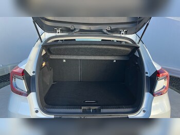 Used Renault Captur 2021 for sale - 77225679: Photo