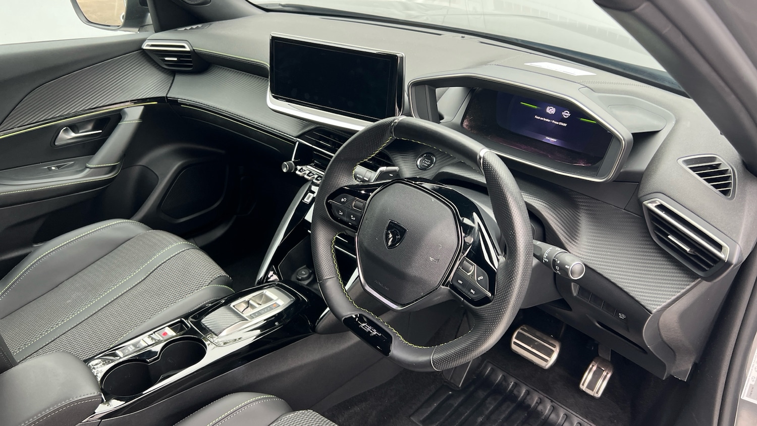 Used Peugeot 2008 2023 for sale - 76274375: Photo 11