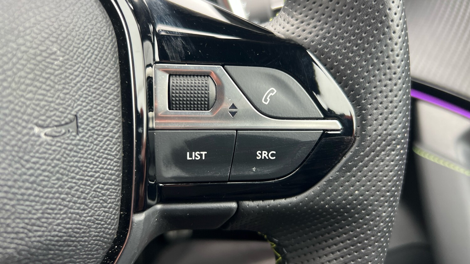 Used Peugeot 2008 2023 for sale - 76274375: Photo 33