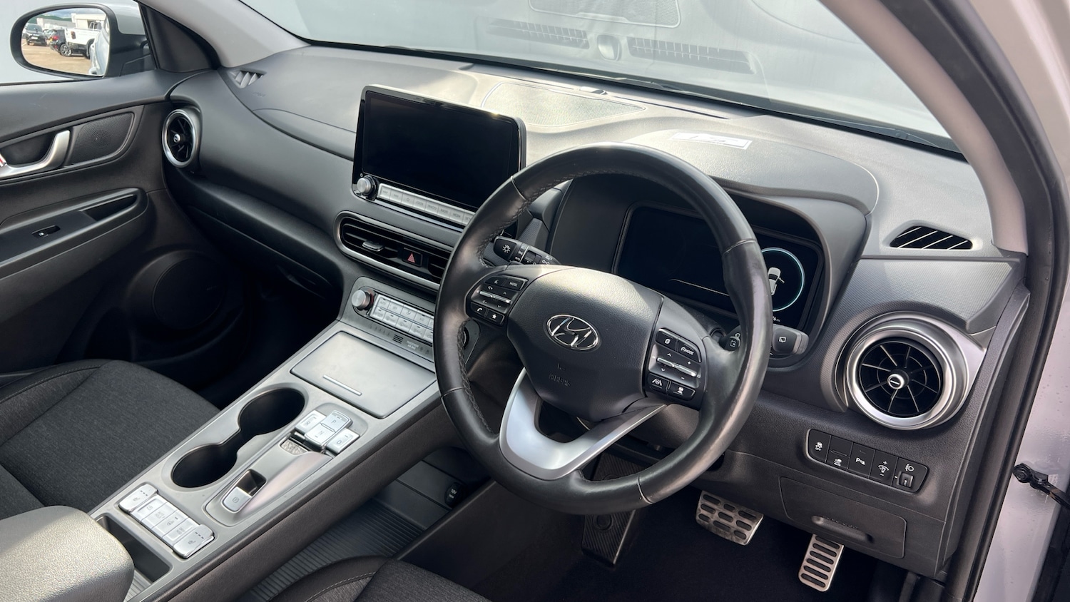 Used Hyundai KONA 2023 for sale - 77687915: Photo 11