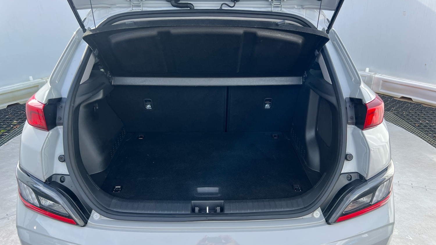 Used Hyundai KONA 2023 for sale - 77687915: Photo 4