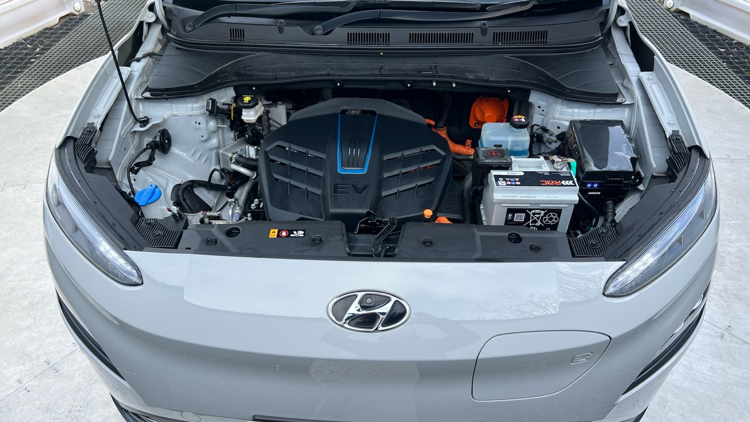 Used Hyundai KONA 2023 for sale - 77687915: Photo 8