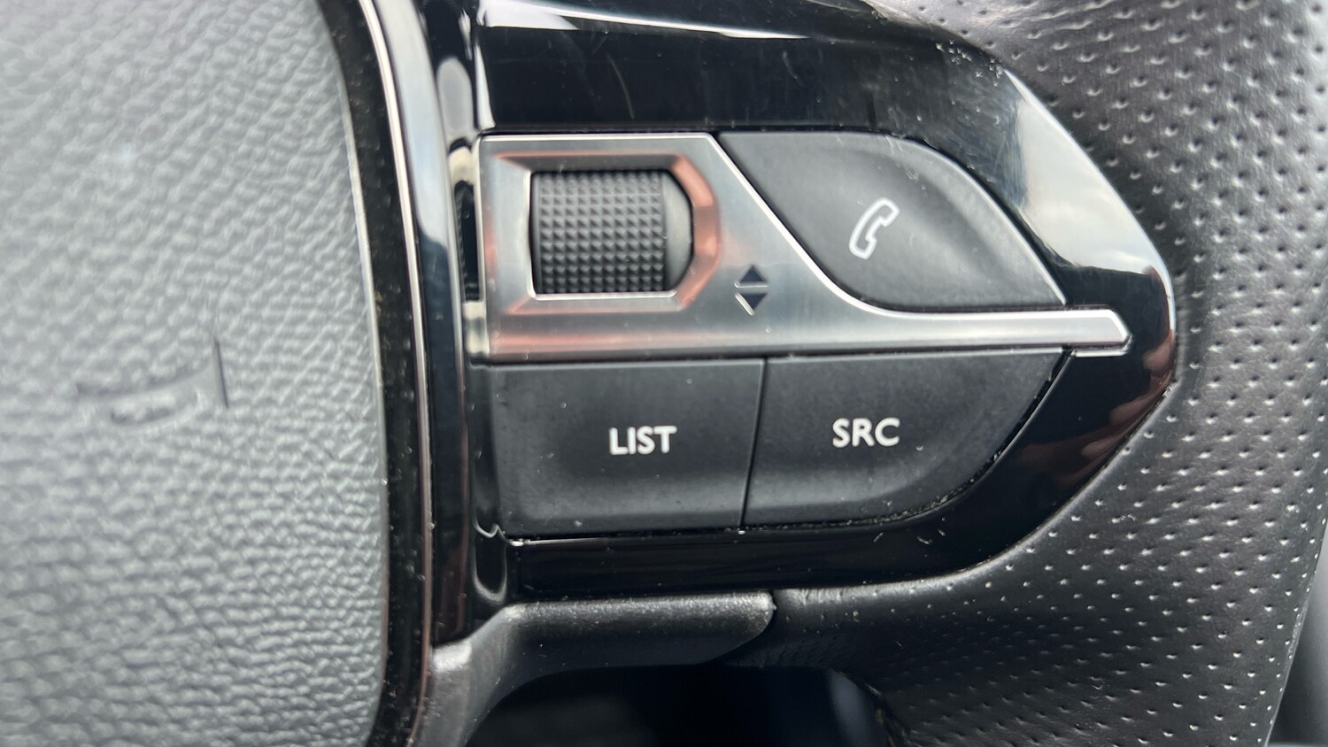 Used Peugeot 2008 2022 for sale - 77363934: Photo 34