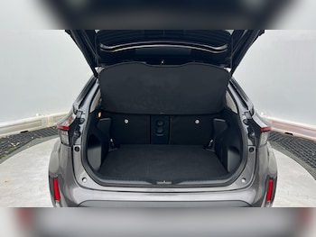 Used Toyota Yaris Cross 2023 for sale - 76835340: Photo