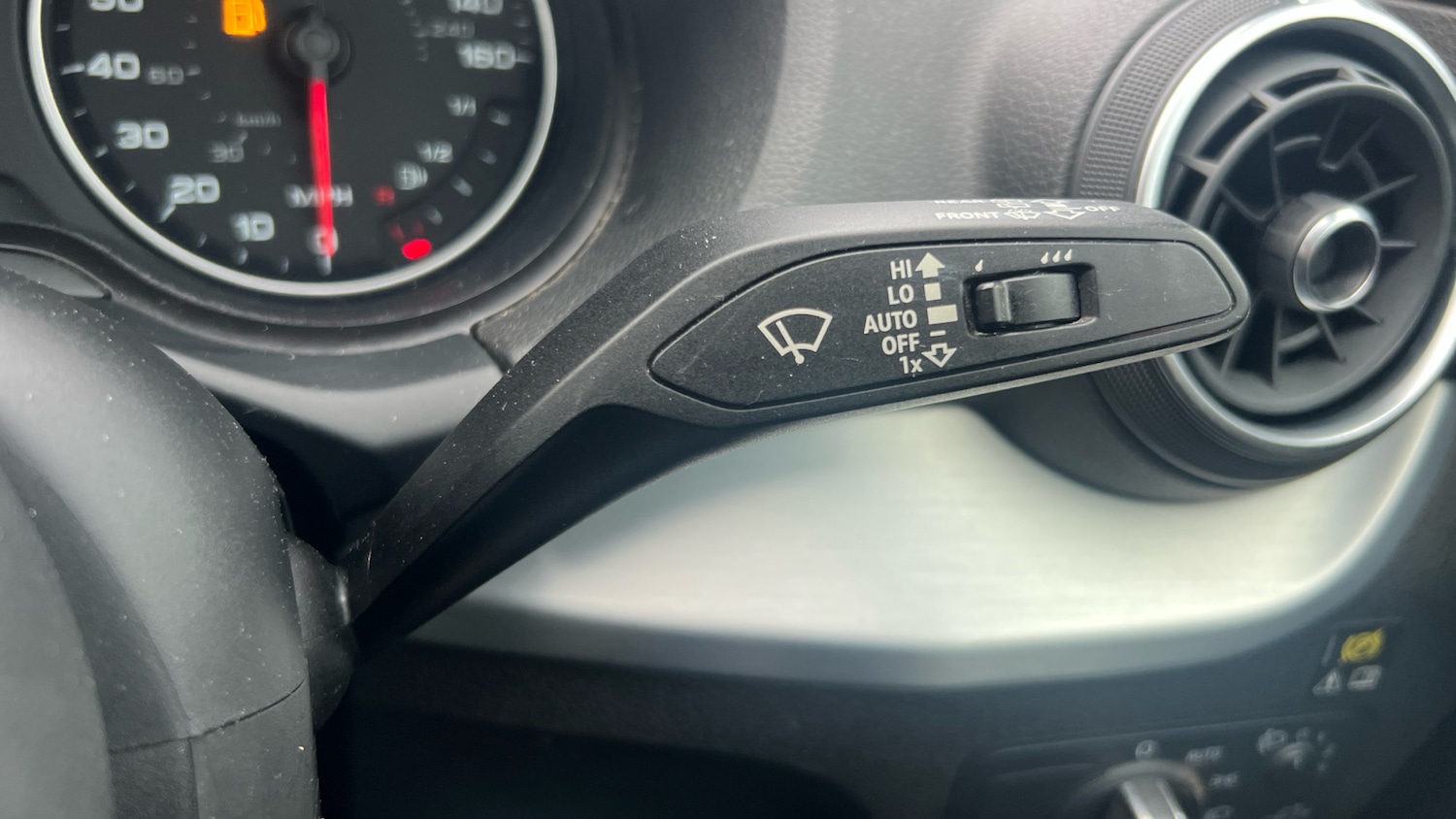 Used Audi Q2 2018 for sale - 77235366: Photo 37