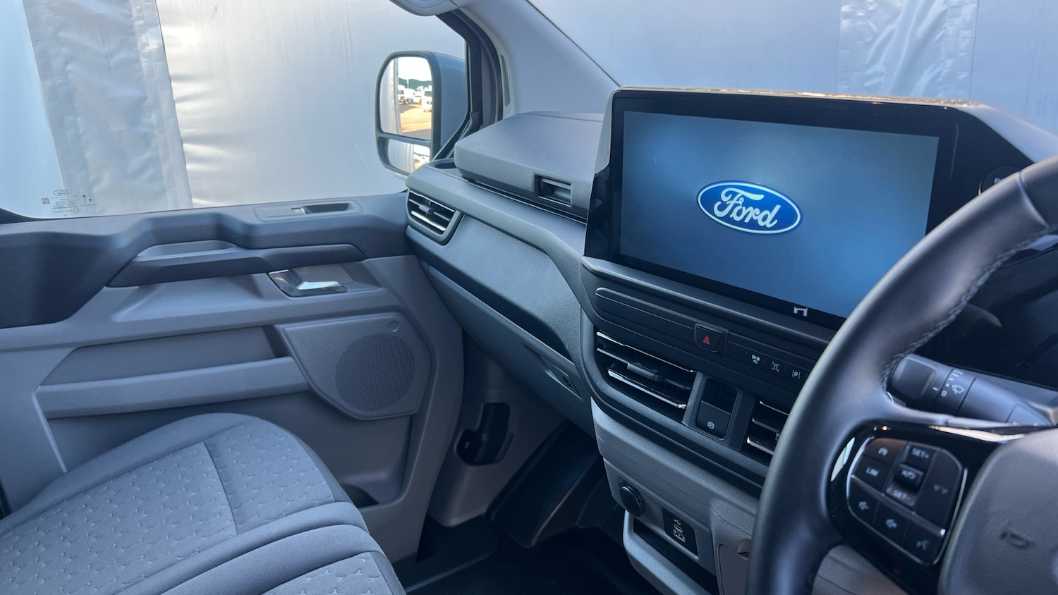Used Ford Transit Custom 2025 for sale - 76611134: Photo 14