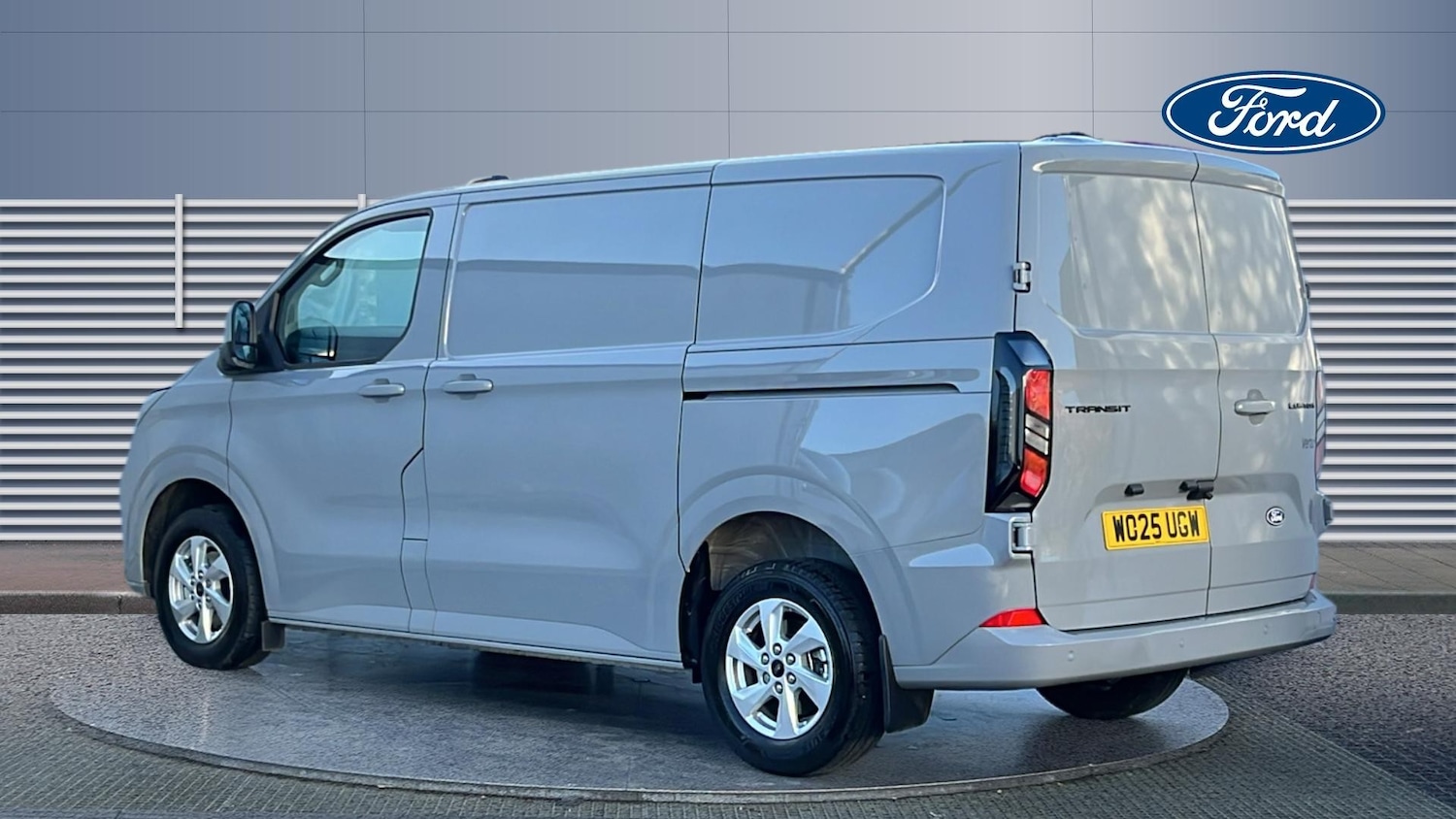Used Ford Transit Custom 2025 for sale - 76611134: Photo 2