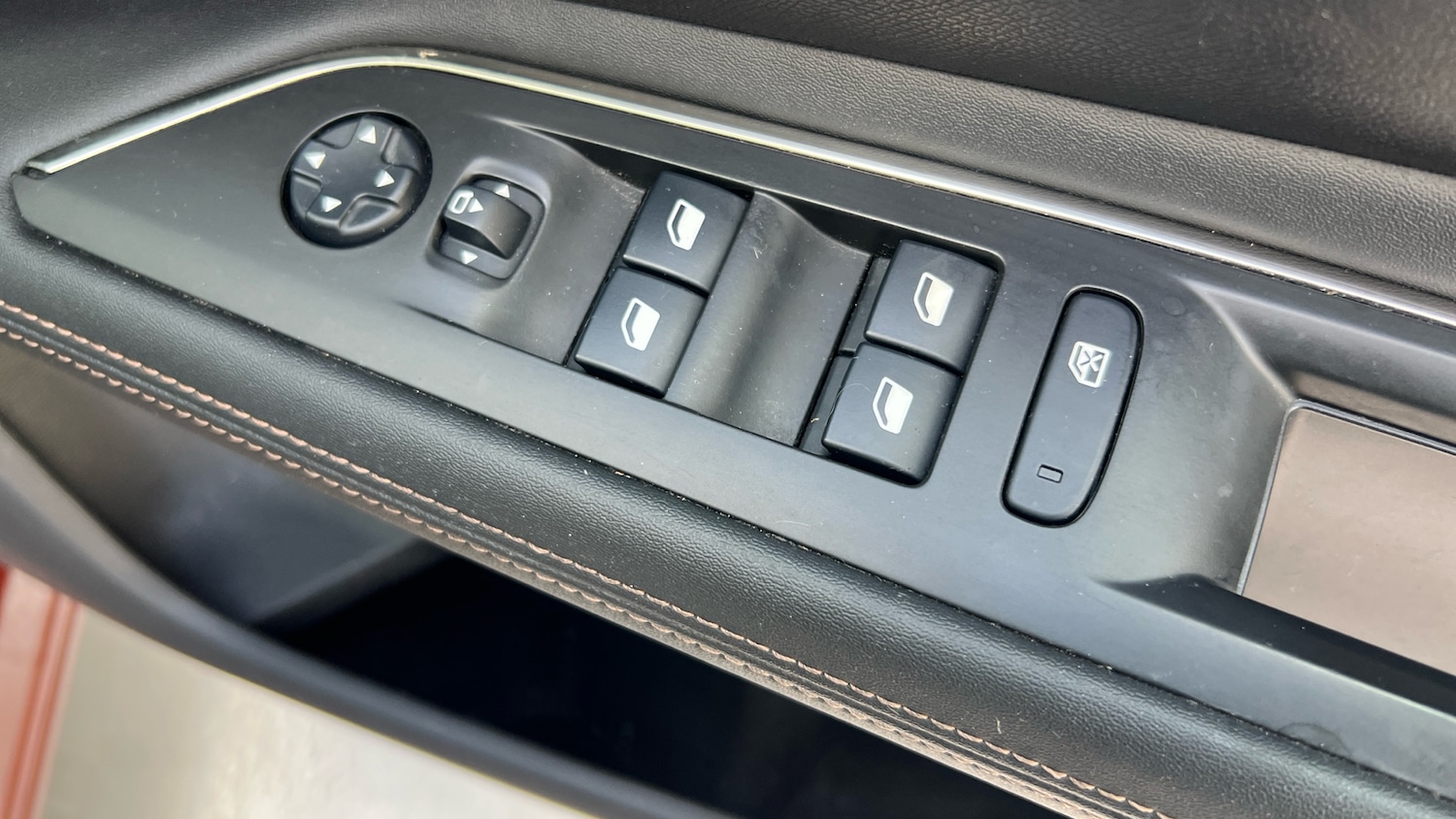 Used Peugeot 3008 2019 for sale - 77651027: Photo 42