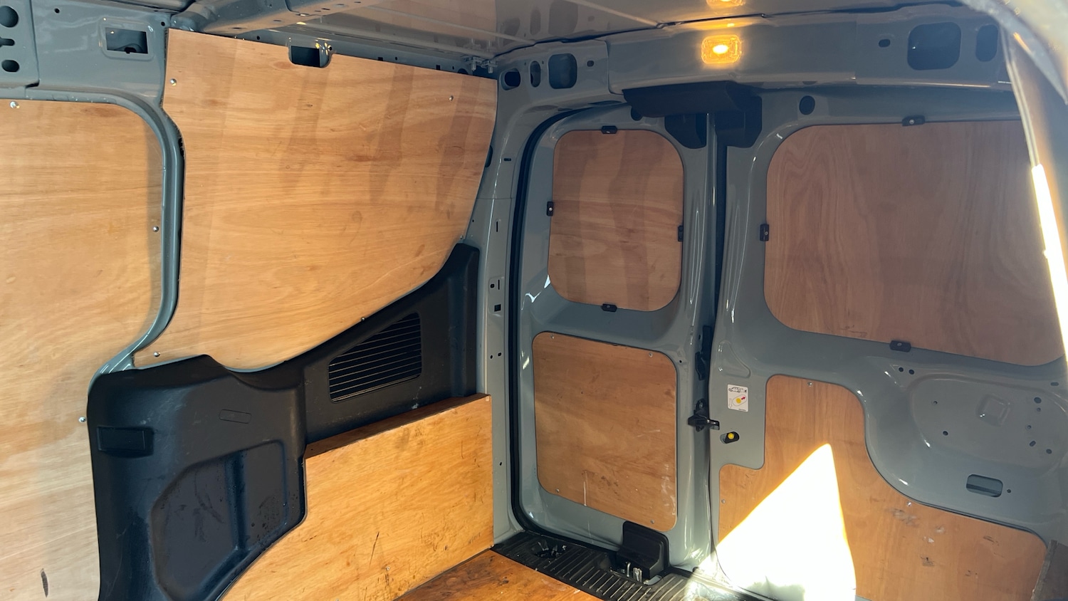 Used Ford Transit Courier 2025 for sale - 78015117: Photo 16