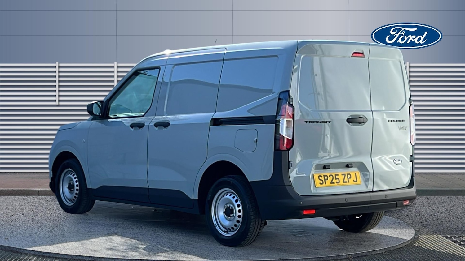 Used Ford Transit Courier 2025 for sale - 78015117: Photo 2