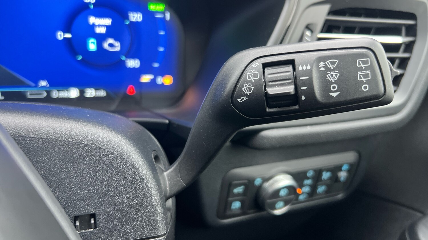 Used Ford Kuga 2022 for sale - 77420949: Photo 40