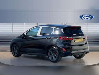 Used Ford Fiesta 2023 for sale - 76064931: Photo 2