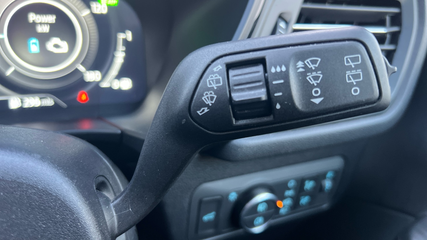 Used Ford Kuga 2023 for sale - 76960648: Photo 37