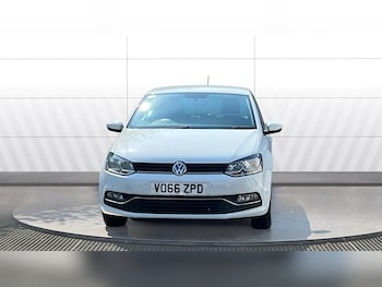 Used Volkswagen Polo 2016 for sale - 78400022: Photo