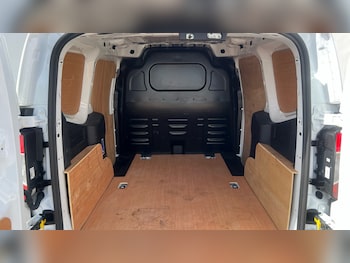 Used Ford Transit Courier 2024 for sale - 79382445: Photo
