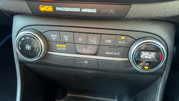 Used Ford Fiesta 2019 for sale - 76184297: Photo 28