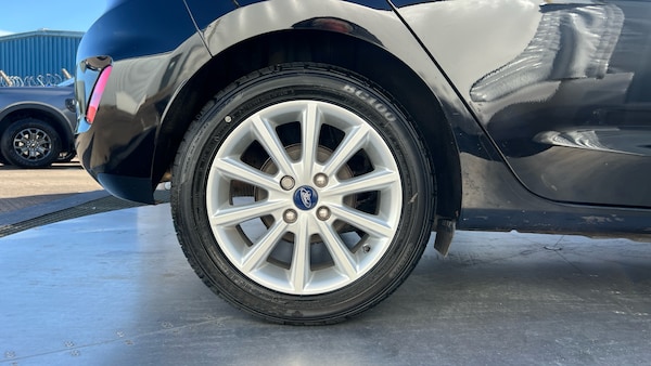 Used Ford Fiesta 2019 for sale - 76184297: Photo 7