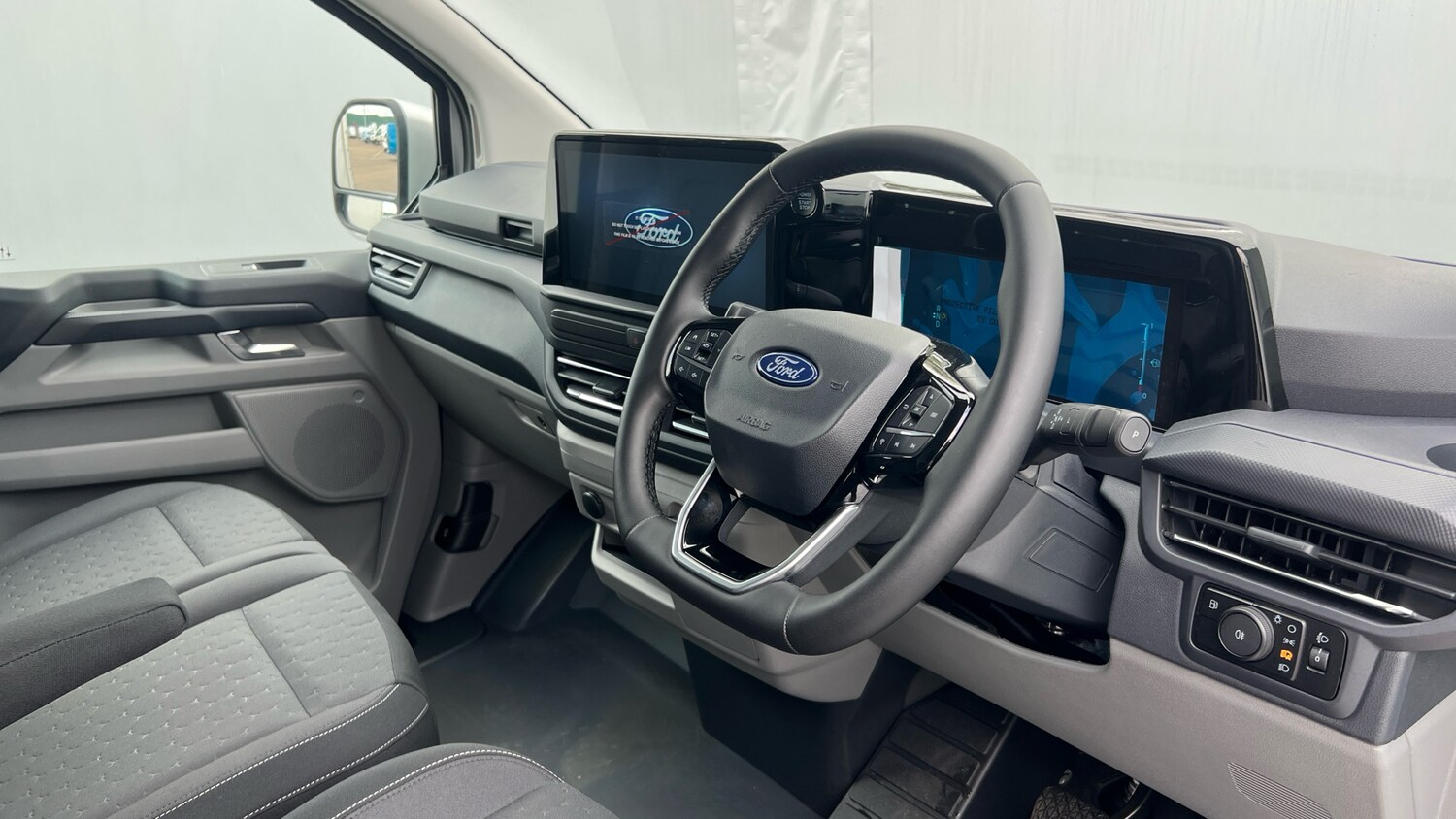 Used Ford Transit Custom 2025 for sale - 76290423: Photo 11