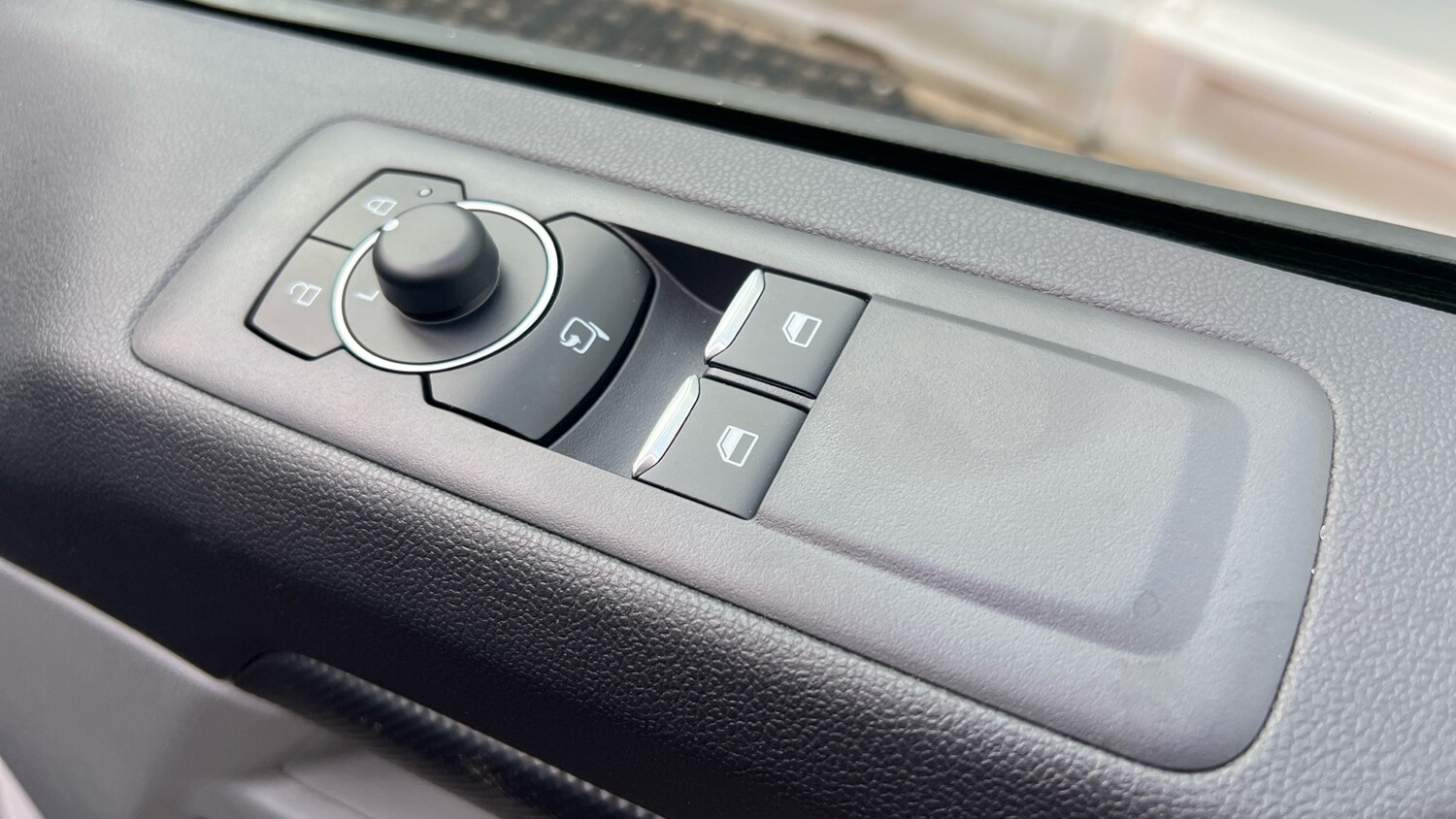 Used Ford Transit Custom 2025 for sale - 76290423: Photo 37