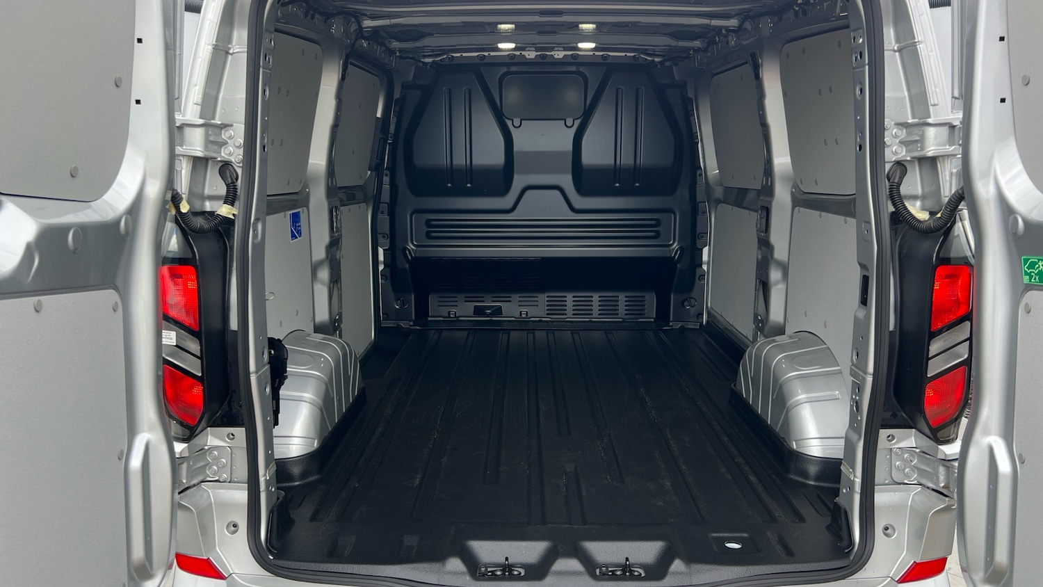 Used Ford Transit Custom 2025 for sale - 76290423: Photo 4