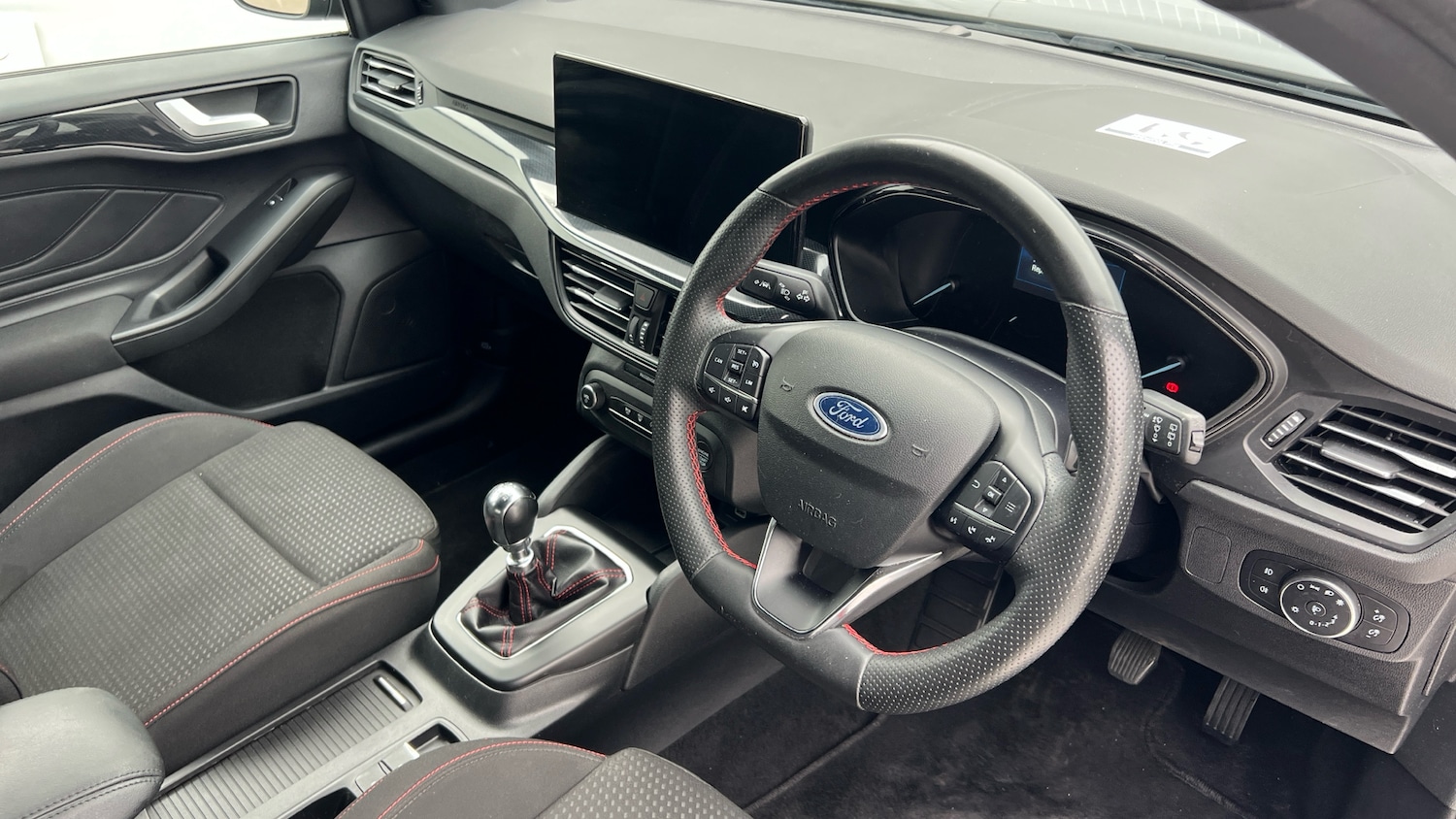 Used Ford Focus 2023 for sale - 76449529: Photo 11