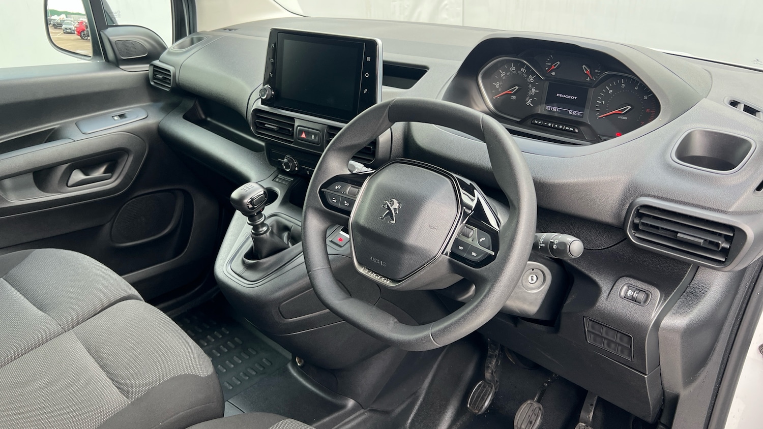 Used Peugeot Partner 2022 for sale - 77517457: Photo 11