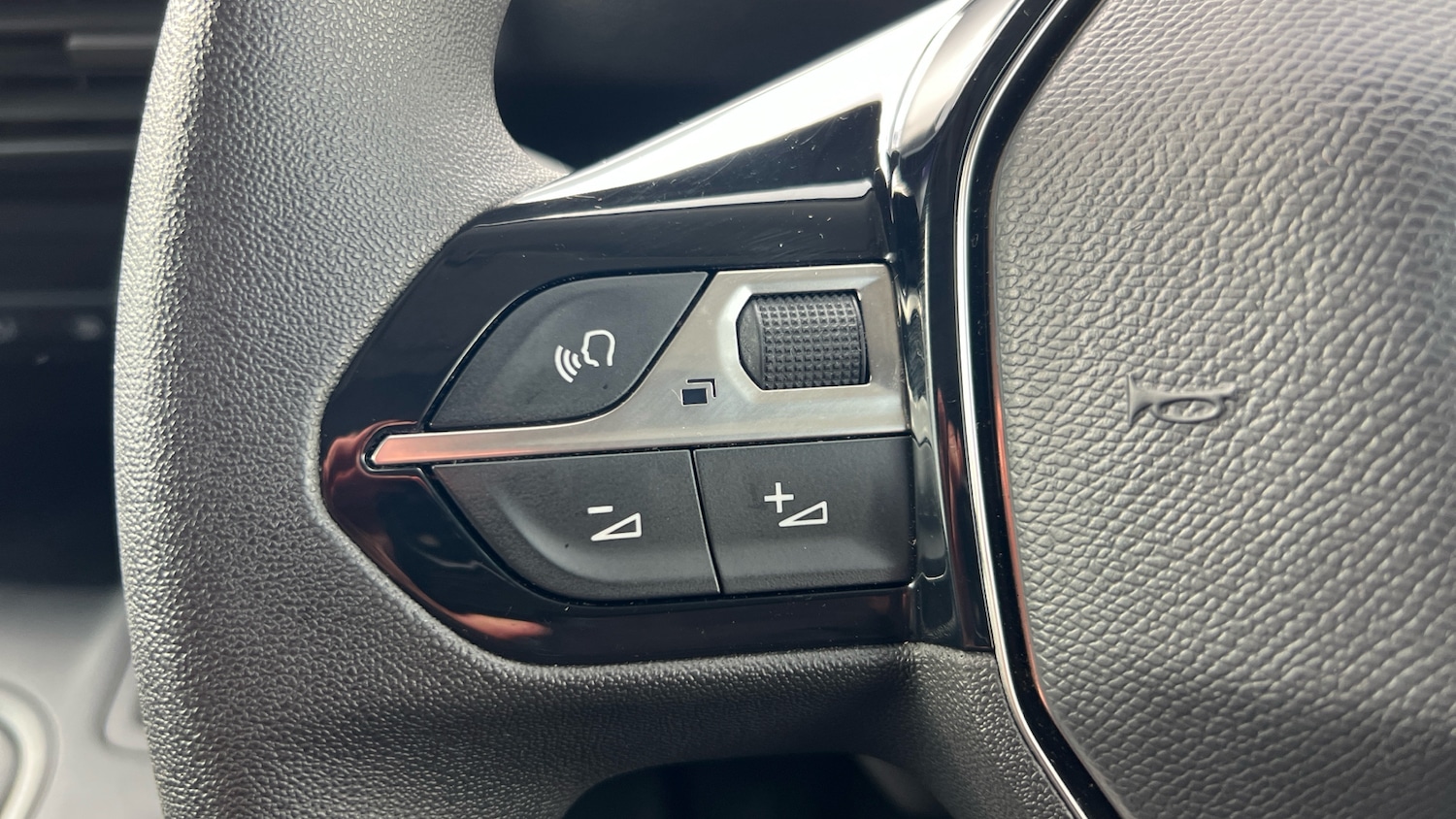 Used Peugeot Partner 2022 for sale - 77517457: Photo 31