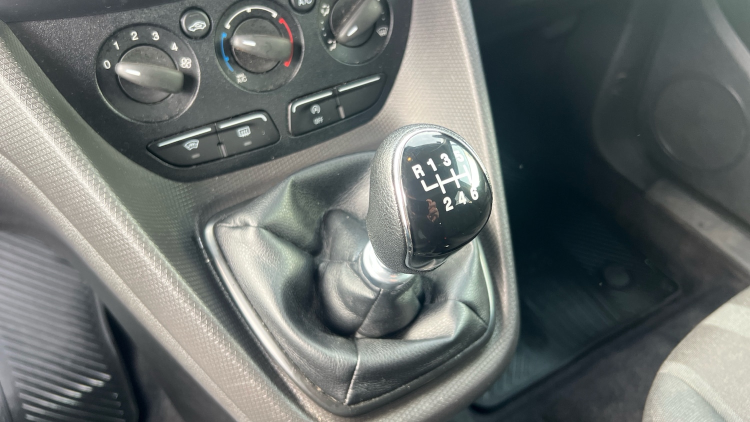 Used Ford Tourneo Connect 2017 for sale - 76859707: Photo 13