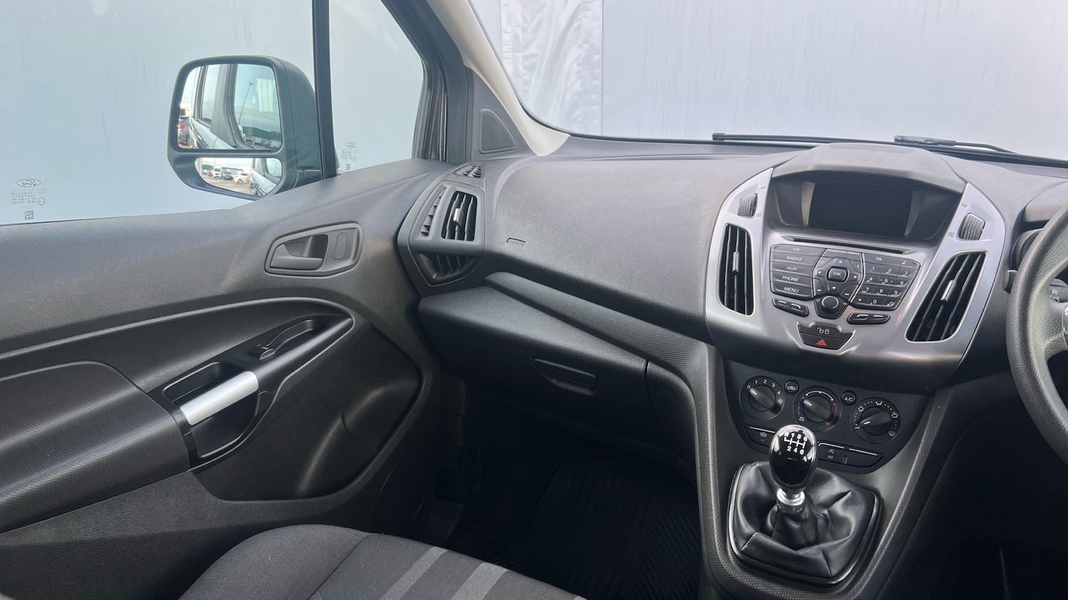 Used Ford Tourneo Connect 2017 for sale - 76859707: Photo 14