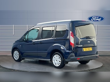 Used Ford Tourneo Connect 2017 for sale - 76859707: Photo