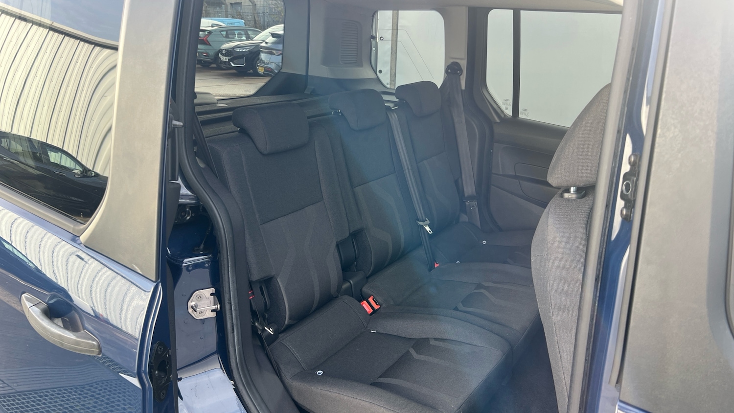 Used Ford Tourneo Connect 2017 for sale - 76859707: Photo 35