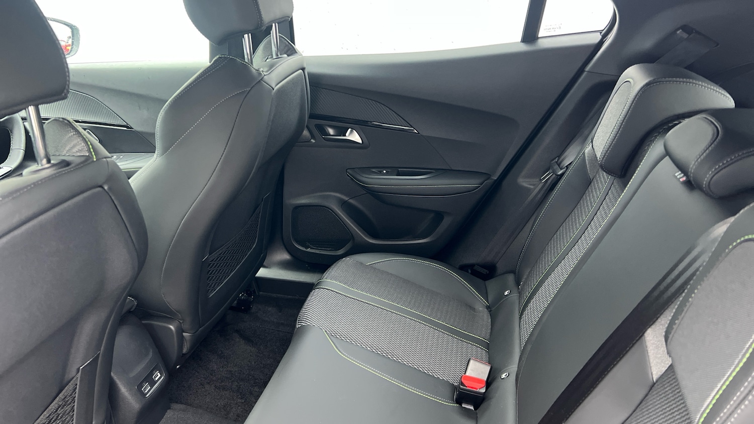 Used Peugeot 2008 2024 for sale - 76979316: Photo 16